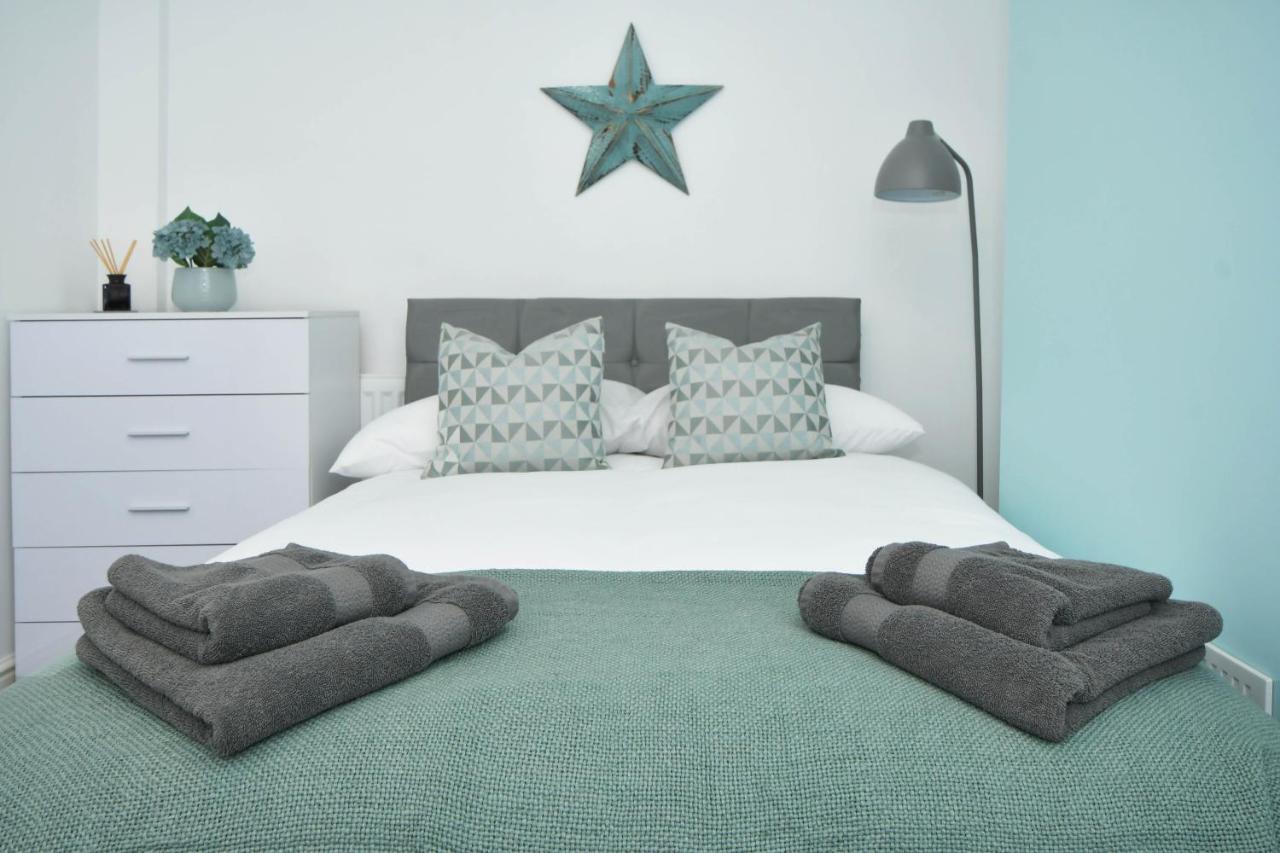 Find A Spacious And Stylish Escape In The City Centre At Sturgess House, Perfect For Longer Stays! Stoke-on-Trent Екстер'єр фото